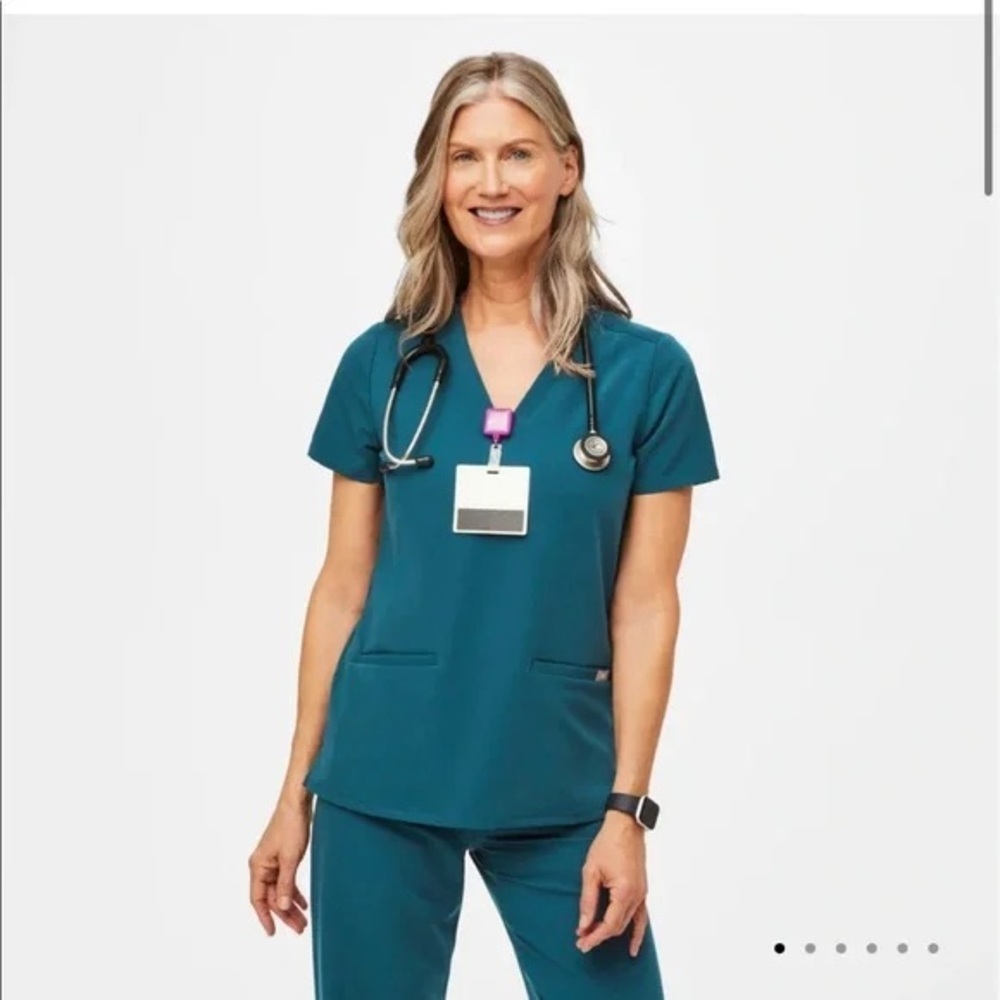 Figs Women's Short Sleeve Teal Tee